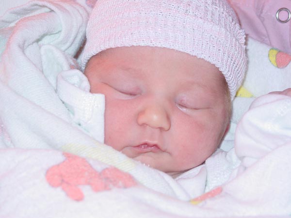 jenna-newborn.jpg